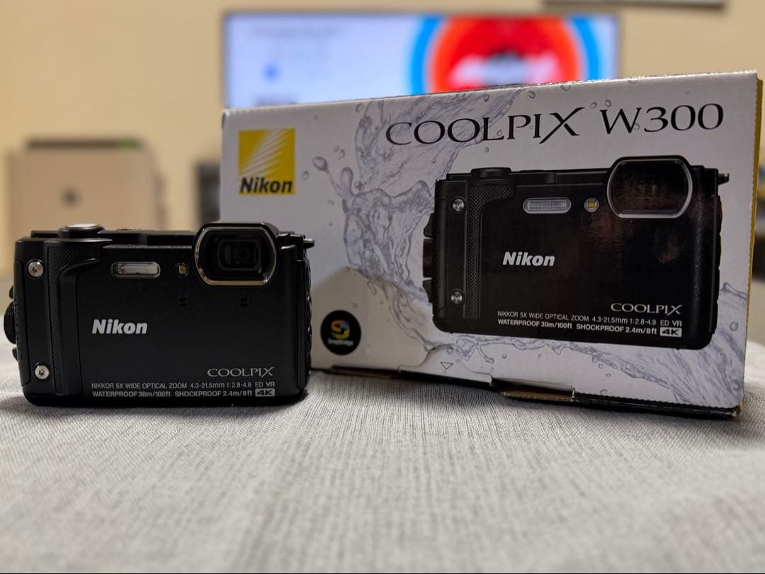 NIKON COOLPIX W300 ブラック 美品！ - メルカリ