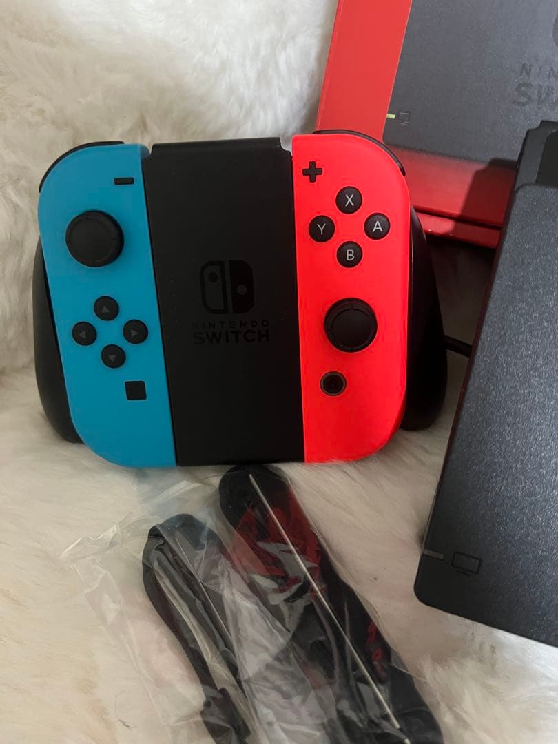 Nintendo Switch 本体 青/赤 Joy-Con - メルカリ