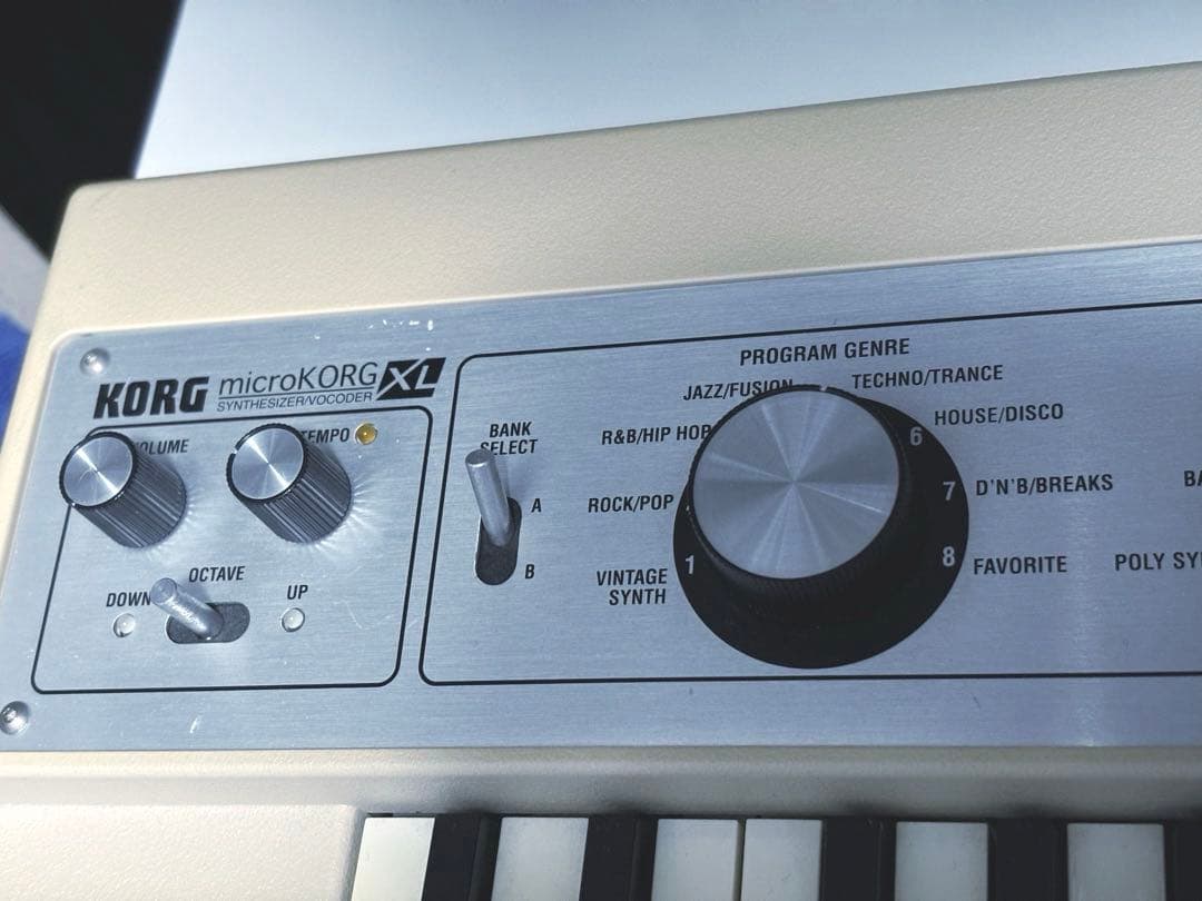 Korg Microkorg XL☆限定200台ベージュカラーモデル☆希少レア