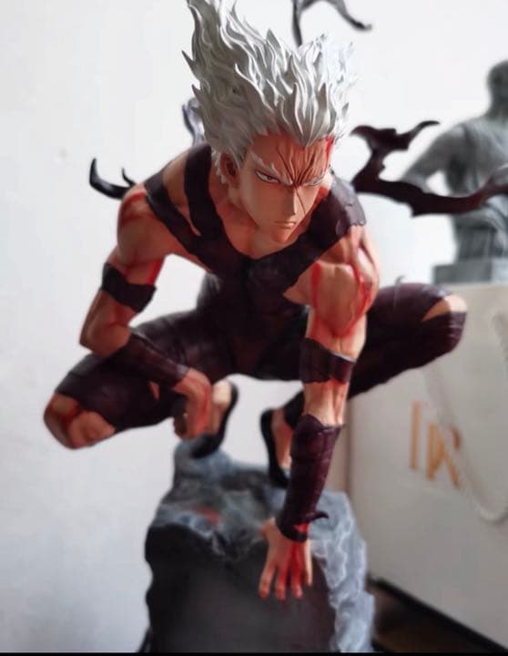 ワンパンマン ガロウ ガレージキット ガレキ スタチュー ① - メルカリ