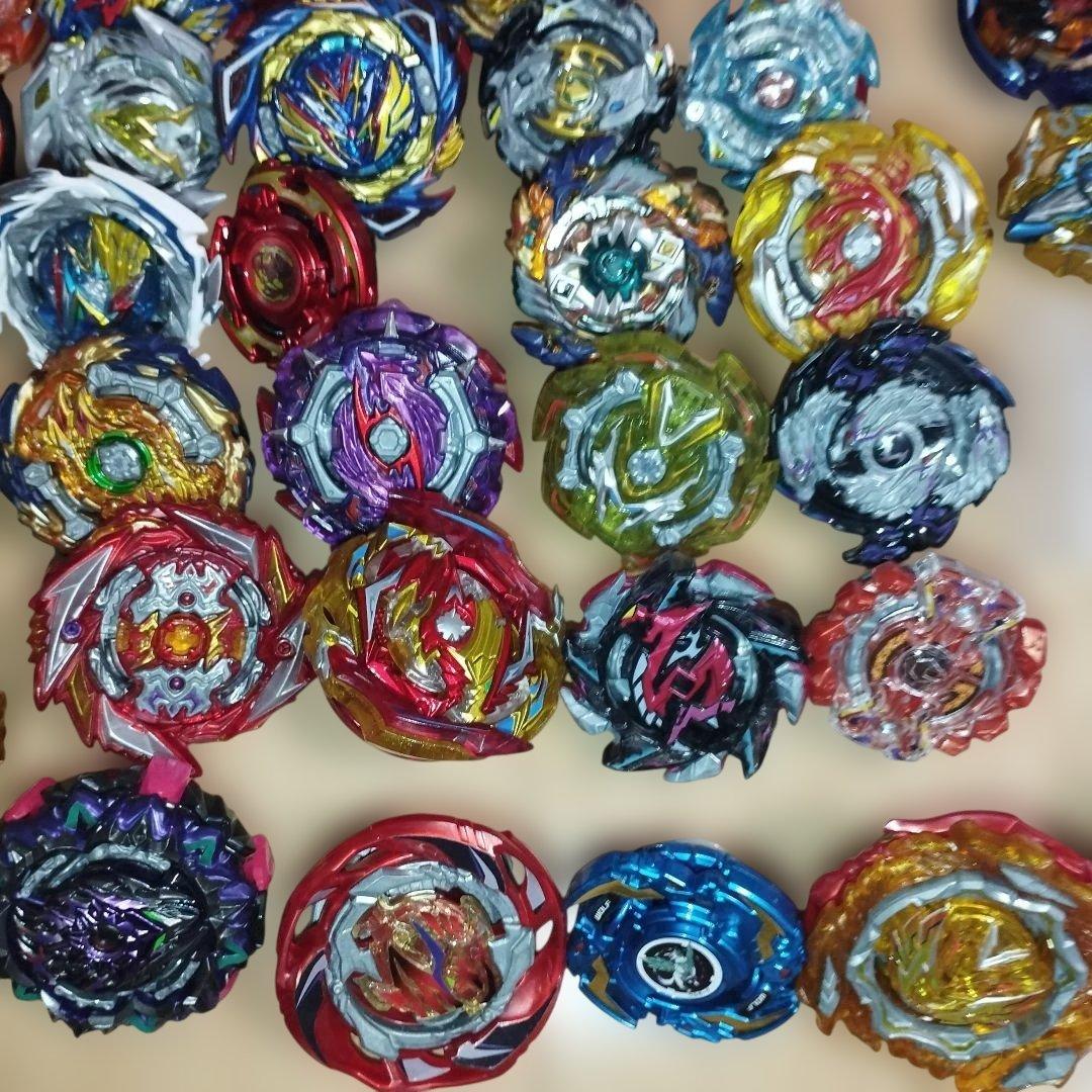 激安　ベイブレードバースト　3.3kg 大量　まとめ売り