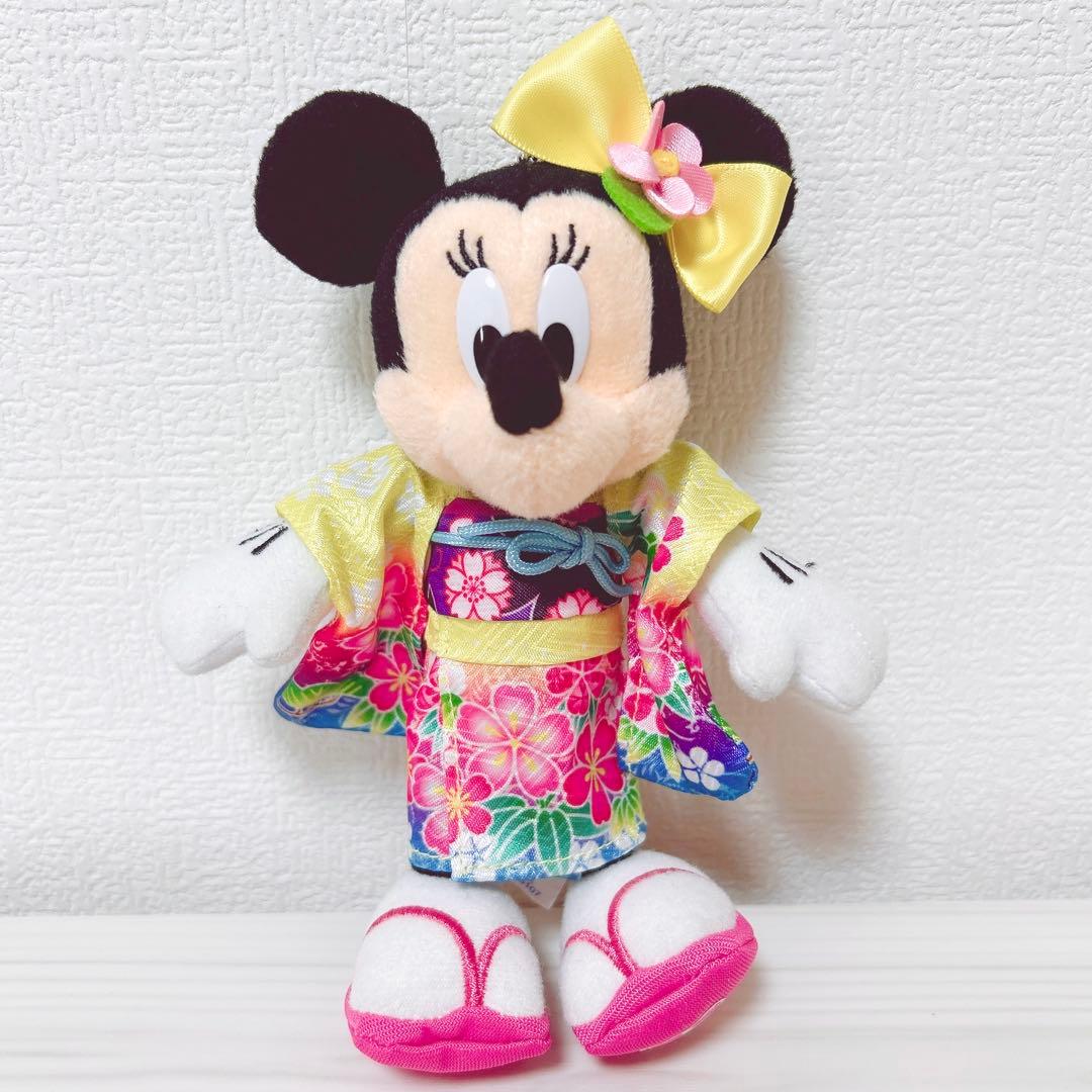 ミニー ぬいぐるみバッジ お正月 2016年 - メルカリ