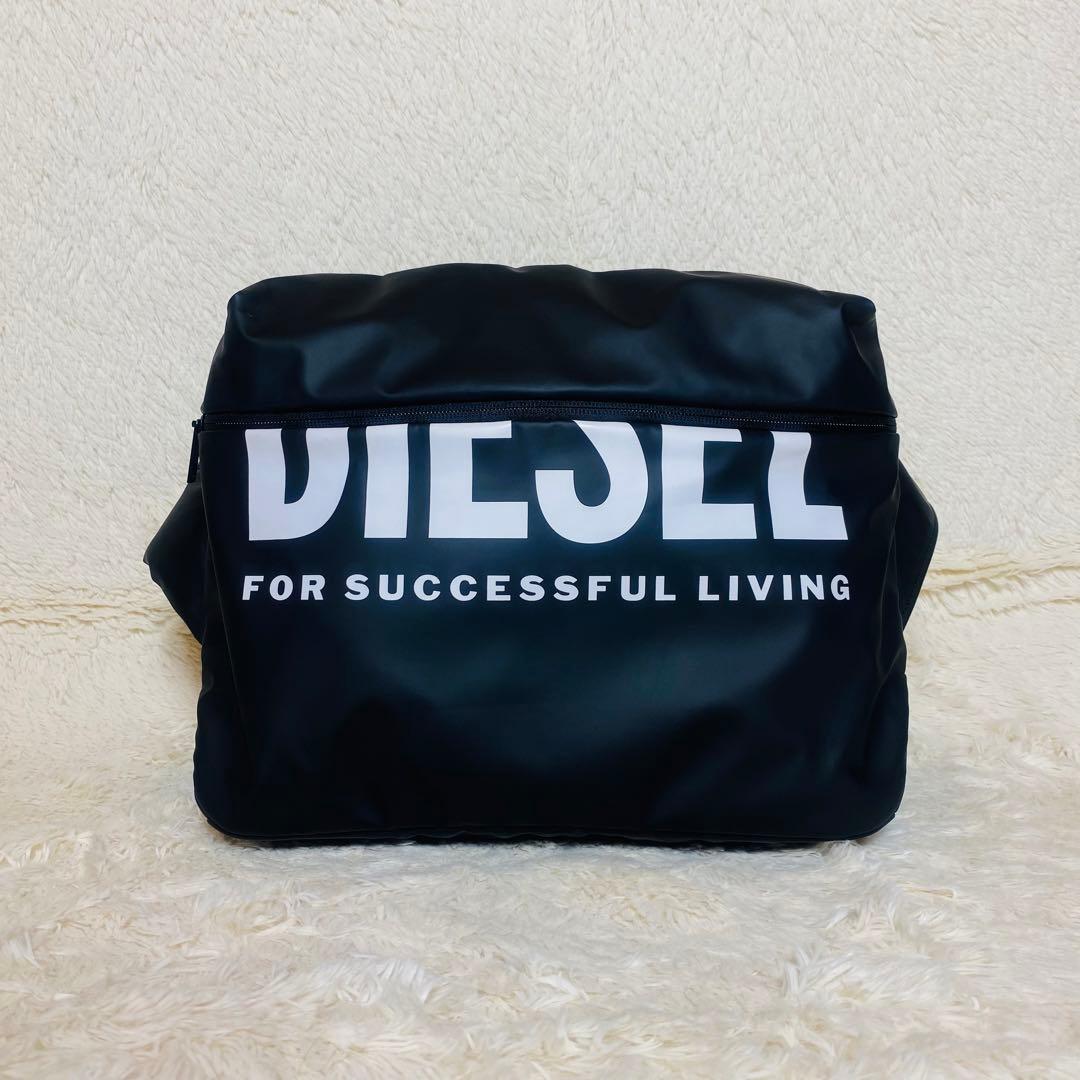 未使用級極美DIESEL ディーゼル ボディバッグ斜めがけビッグロゴ