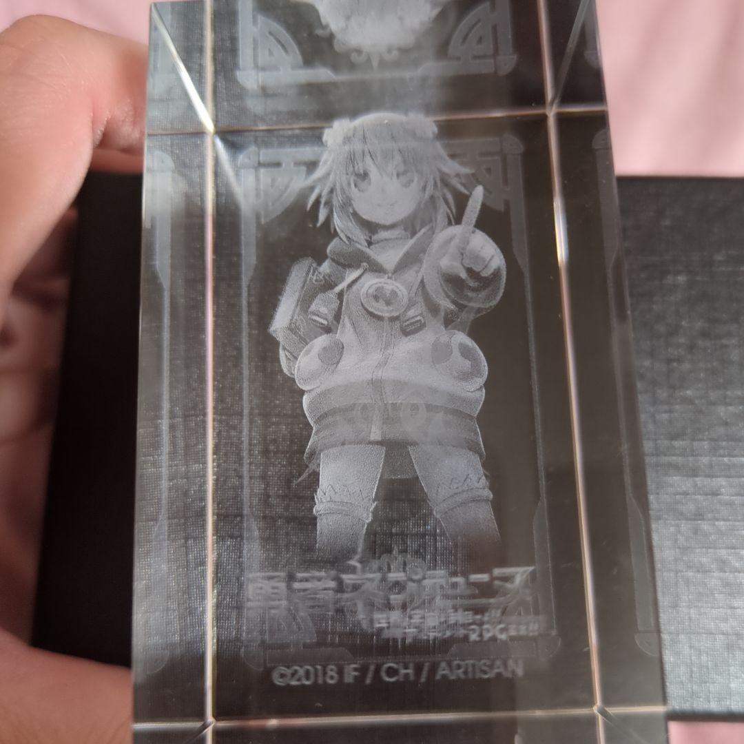 ネプテューヌ、3Dクリスタル - メルカリ