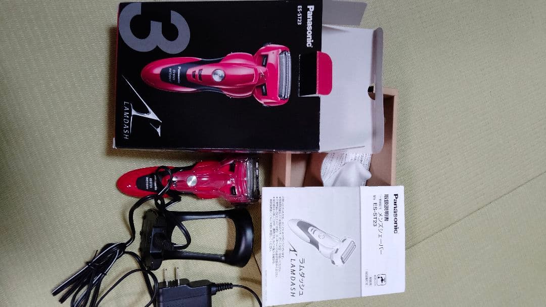 Panasonic ラムダッシュ ES-ST23-R 赤・ほぼ使用無し箱あり - メルカリ