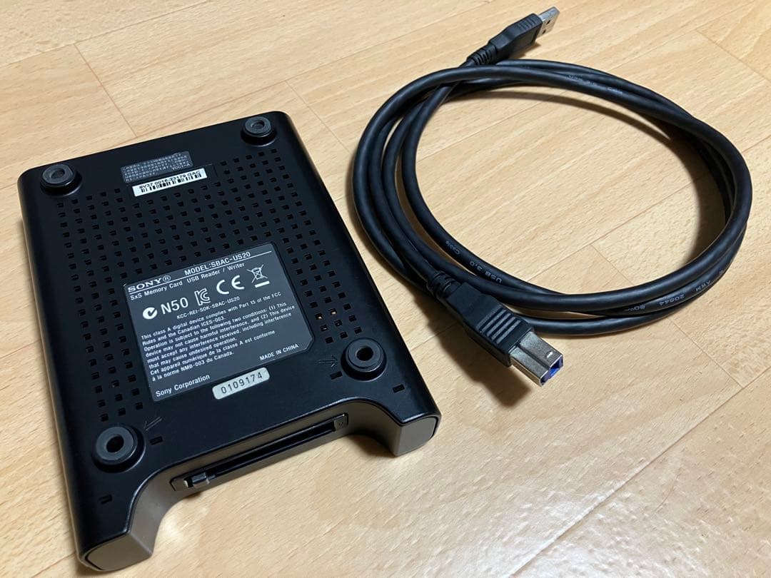 実用中古動作品】SONY SxS US20カードリーダー USB接続 - メルカリ