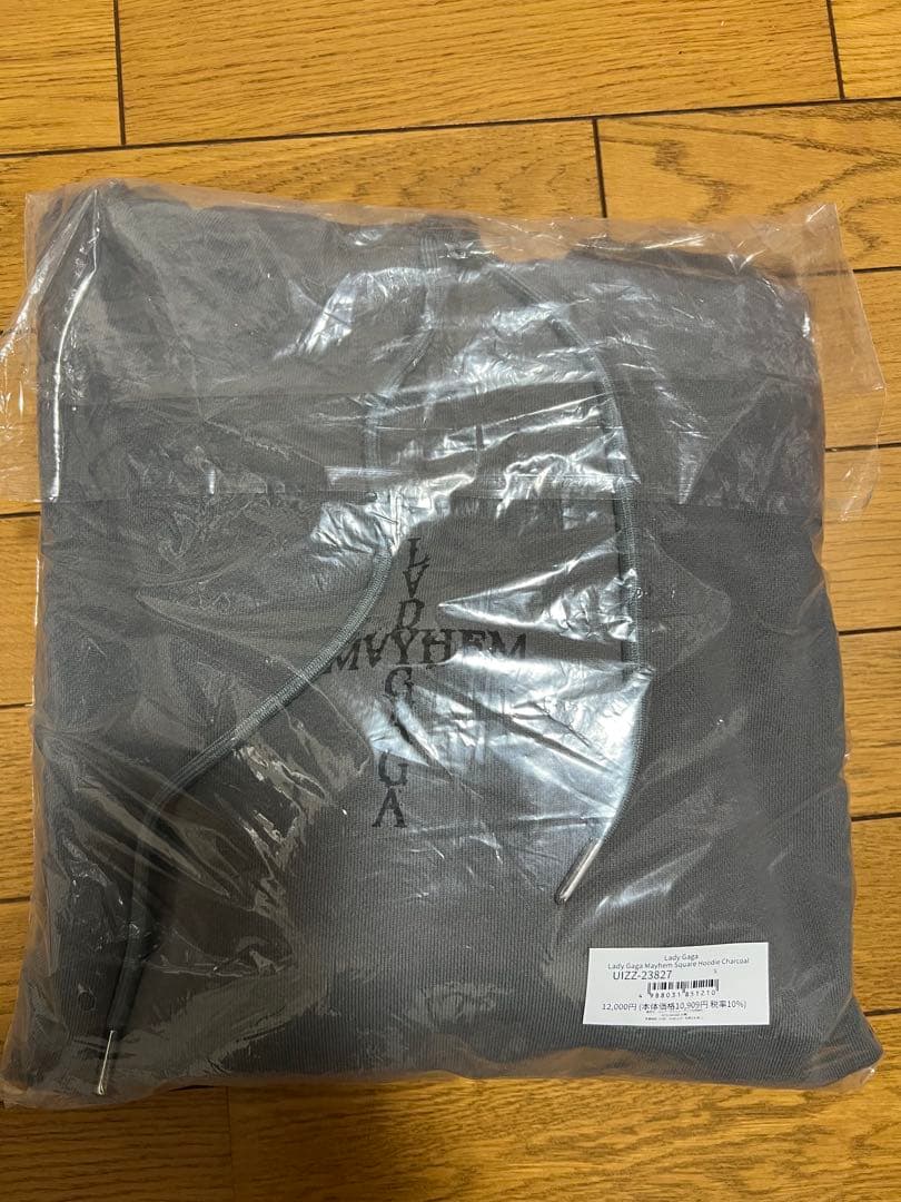 LADY GAGA MAYHEM ポップアップ限定パーカーチャコール S - メルカリ