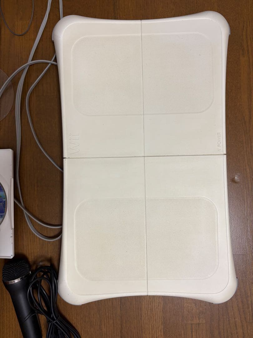 Wii 本体 Wii フィット ソフト4本:カラオケJoysoundとマイク他 - メルカリ