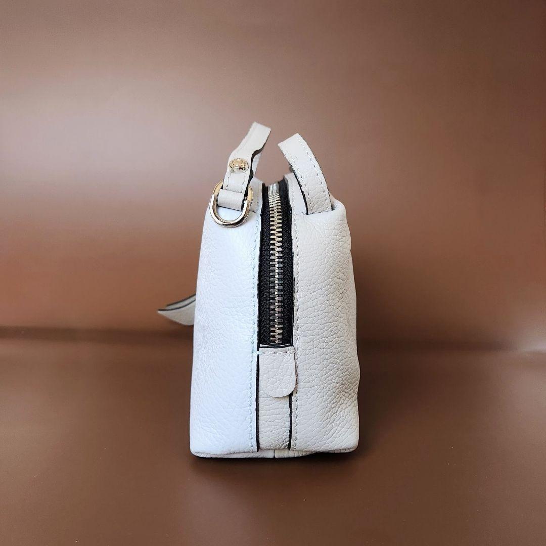 《美品》ジャンニキアリー二 バイカラー ショルダーバッグ アリファS