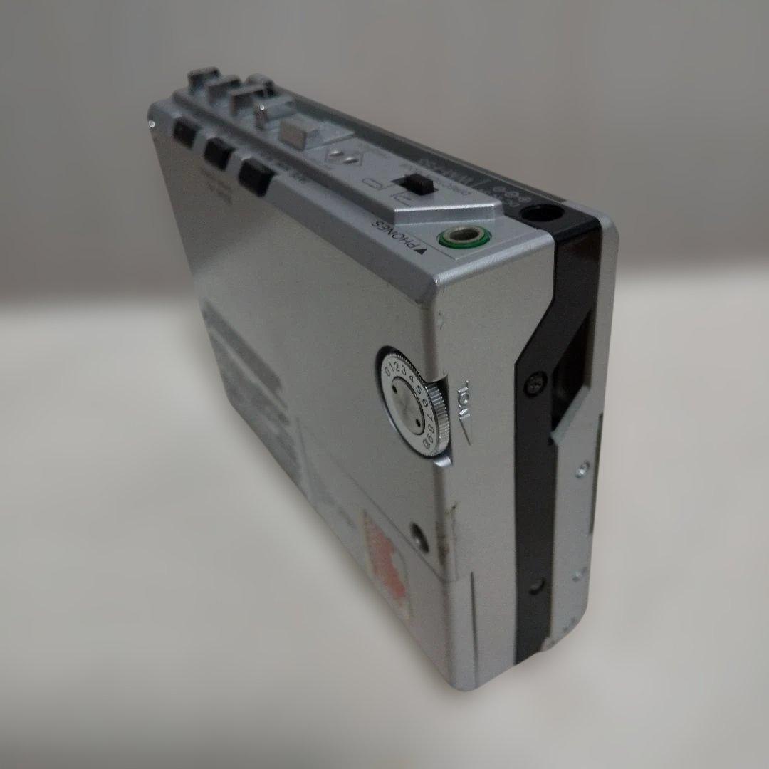 SONY ソニー カセットウォークマンWM−F55 通電確認済 ジャンク 現状品