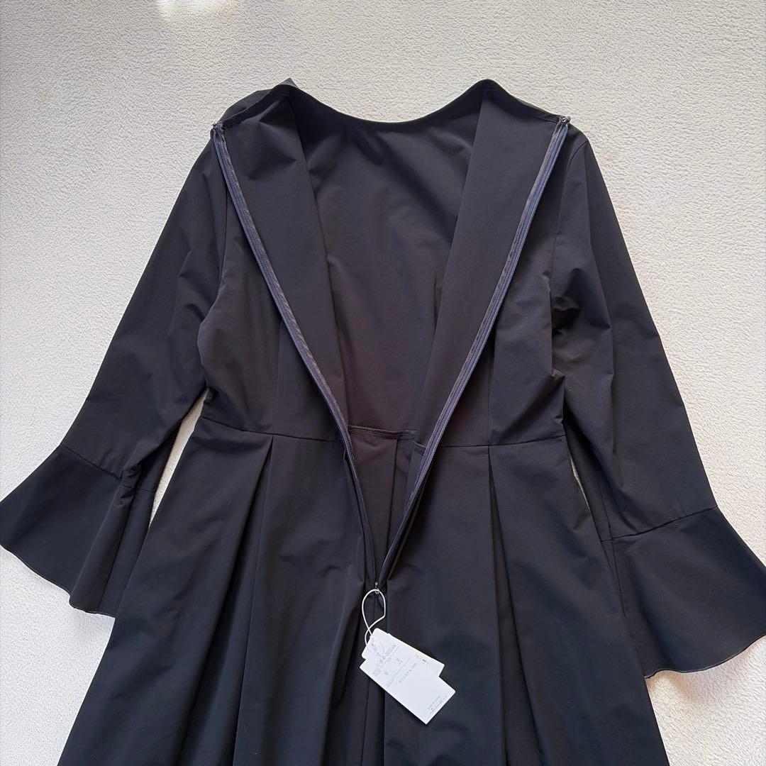 タグ付き Ballsey ストレッチタフタ ボックスタックワンピース