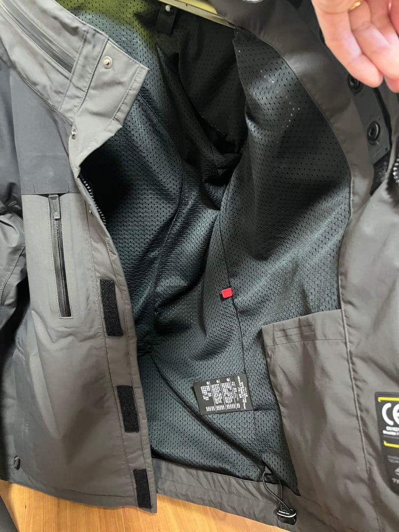 中古美品】RSタイチヒューズ オールシーズンジャケット Lサイズ