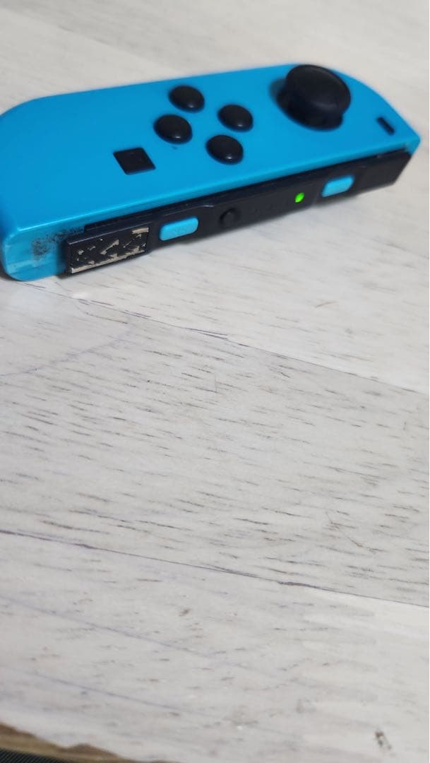 ジャンク】Switch本体/箱&付属品付/出力OK /液晶&Joy-Con不良 - メルカリ