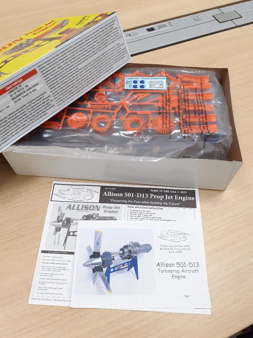 プラモデル Allison 501-D13 Prop-Jet Engine - メルカリ