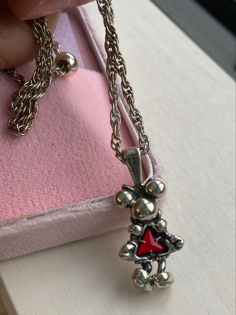 ディズニーミニーマウス誕生70周年記念純銀製ネックレス - メルカリ