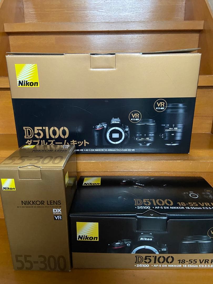 Nikon D5100ダブルズームキット Amazon | Nikon デジタル一眼レフカメラ D5100 ダブルズームキット