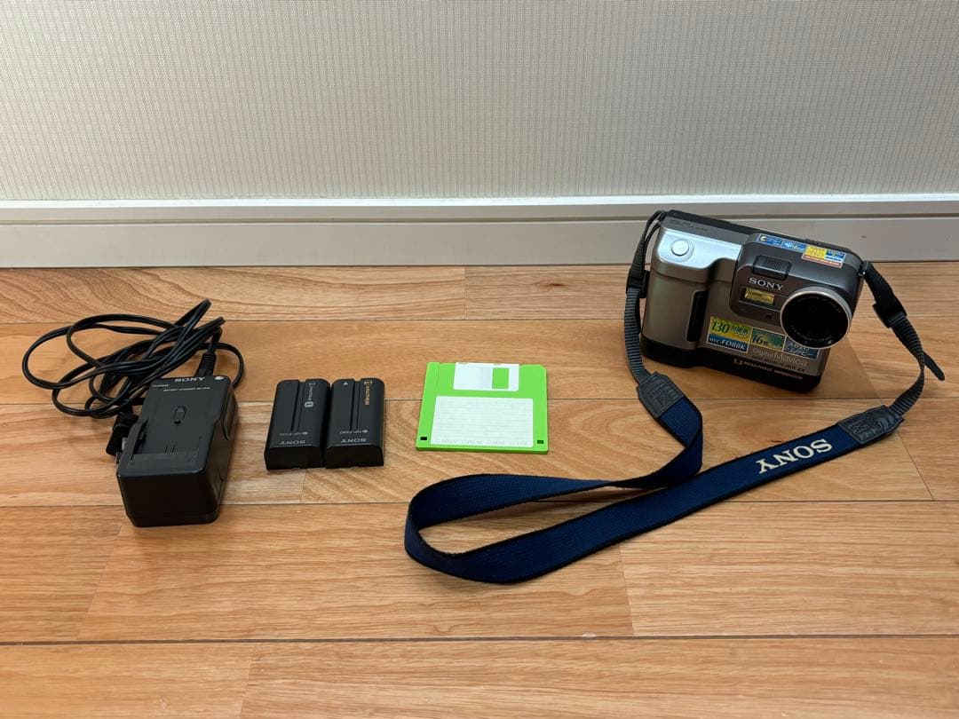 SONY MVC-FD88K フロッピーディスク記録デジタルスチルカメラ 2倍速フロッピーディスクドライブ搭載、書き込み速度が向上した