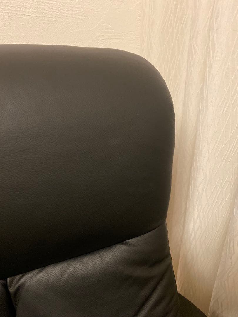 10月31日までお値引き中❗️電動リクライニングチェア(コンフェ革 BK