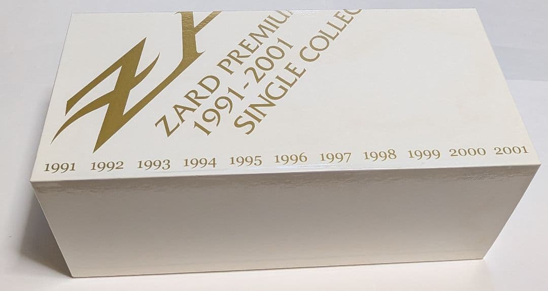 ZARD PREMIUM BOX 1991-2001 CD FC限定盤 Amazon.co.jp: ZARD ZARD PREMIUM BOX 1991-2001 SINGLE COLLECTION(FC