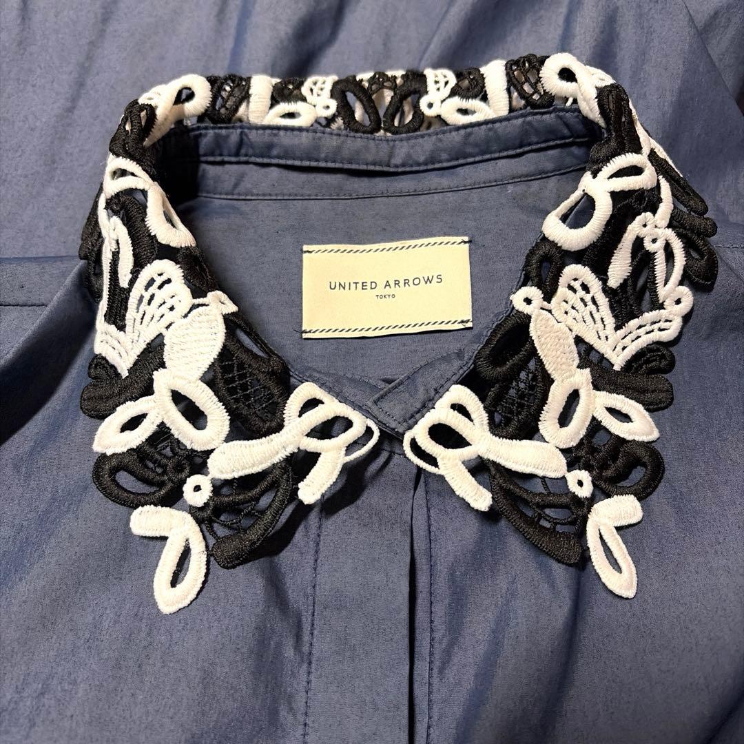 美品】ユナイテッドアローズ レースカラー2WAYブラウス コバルト