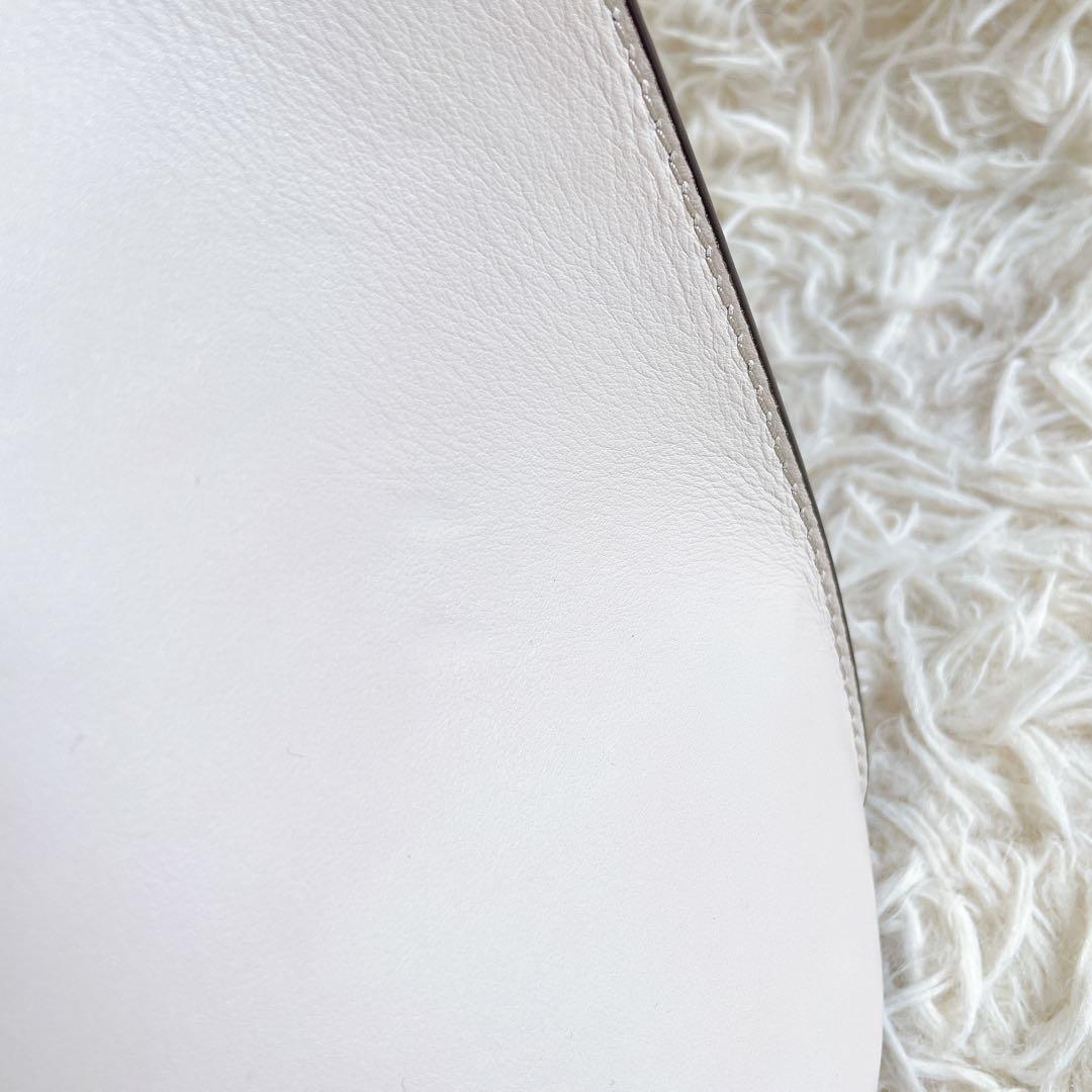 美品✨オルセット CORDAバケットバッグ ノット 牛革 巾着袋付き バイ