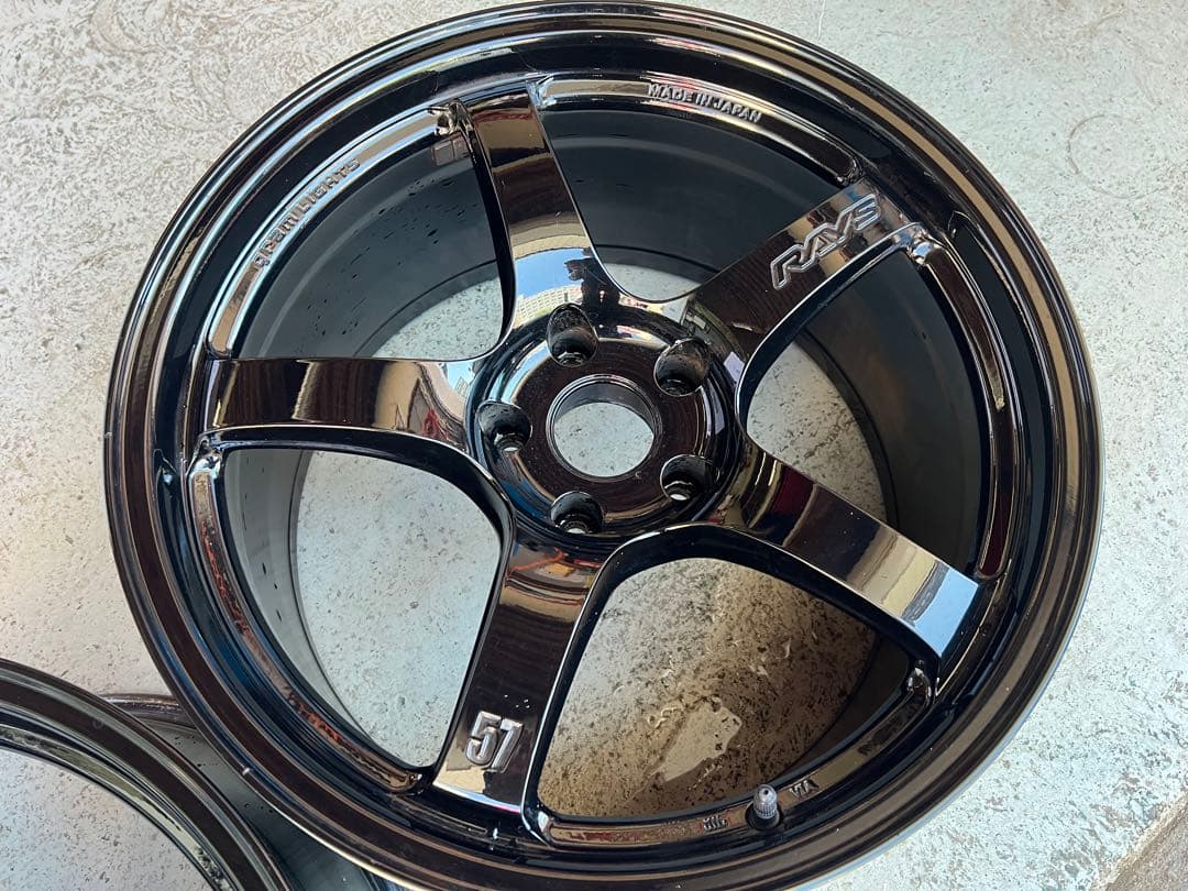 RAYS gram lights 57CR 18インチ 9.5j 114.3