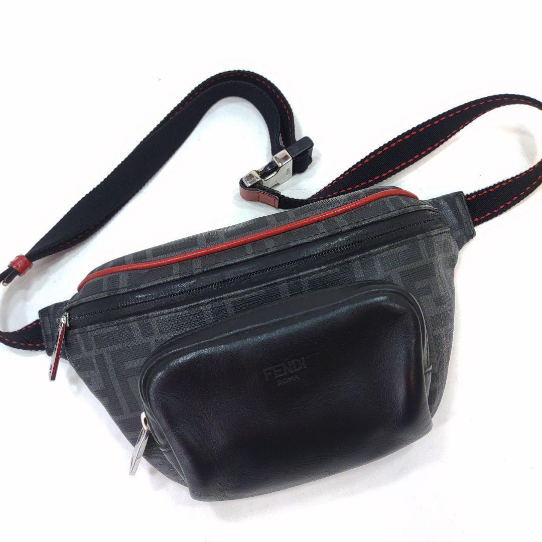 【美品】フェンディ ウエストポーチ ボディバッグ レザー×PVC FF柄 黒 美品】フェンディ ウエストポーチ ボディバッグ レザー×PVC FF柄 黒
