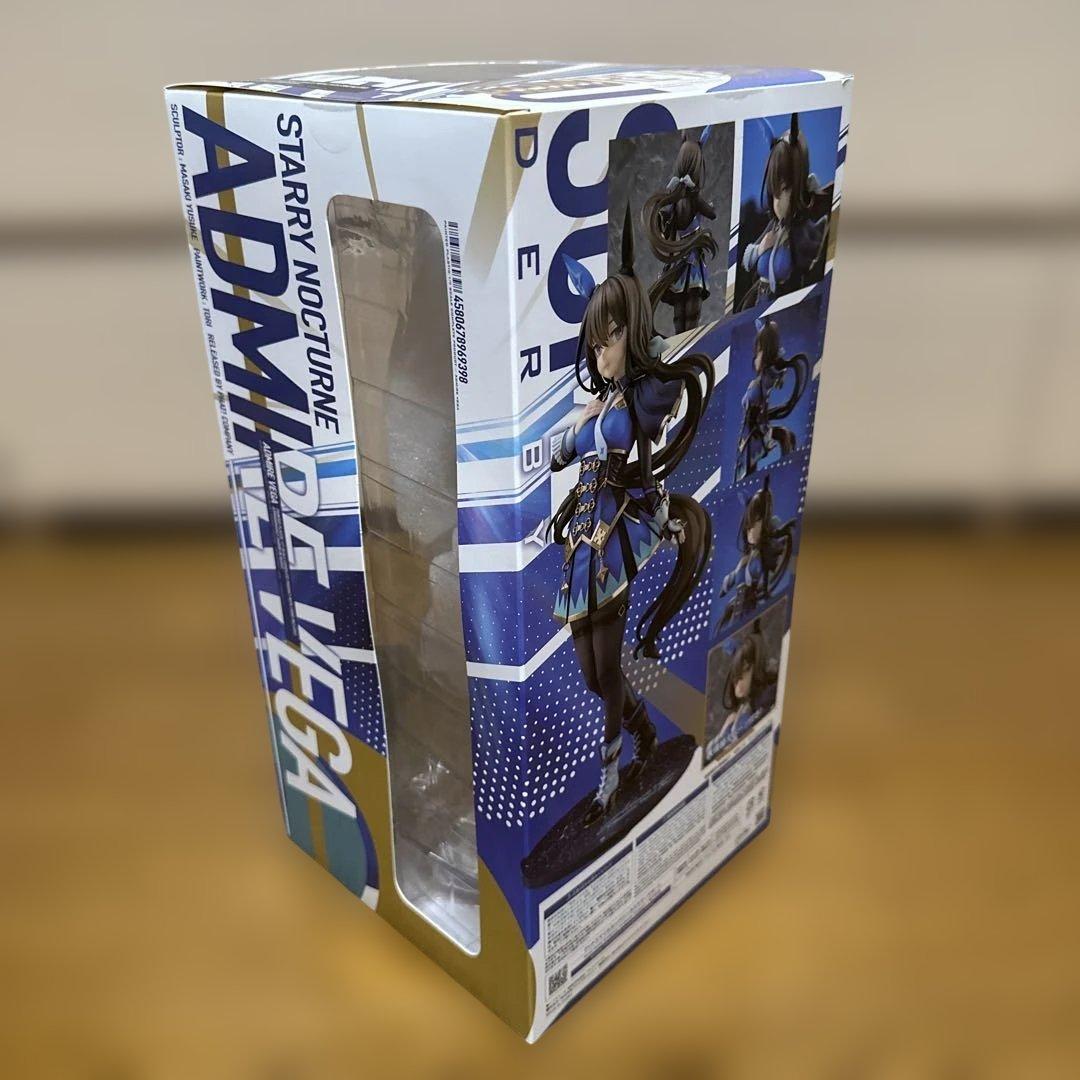 新品未開封】 アドマイヤベガ 1/7 フィギュア