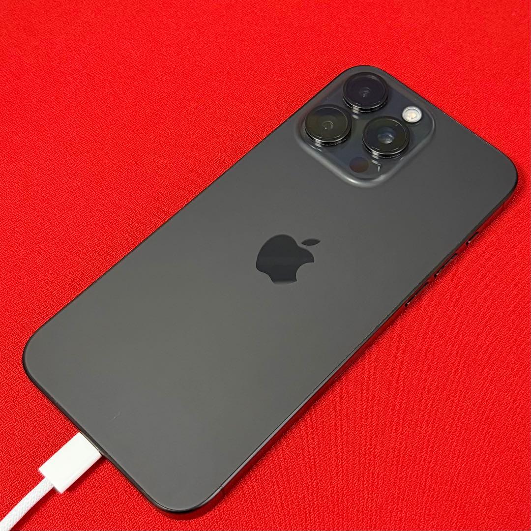 iPhone 15 Pro Max 256GB ブラックチタニウム - メルカリ