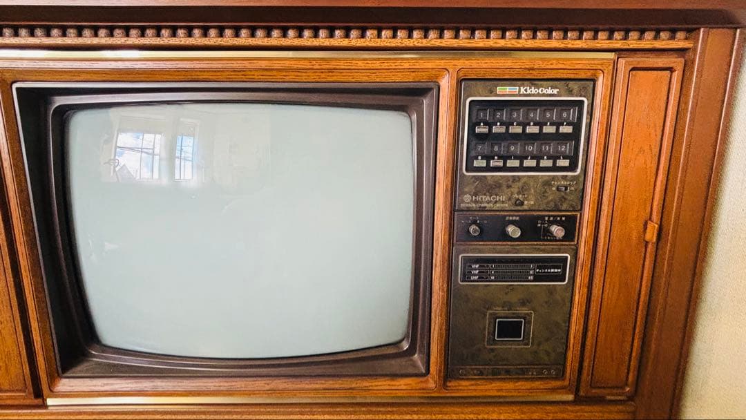 昭和レトロ カラーテレビ（実働品／インテリア／アンティーク） - メルカリ