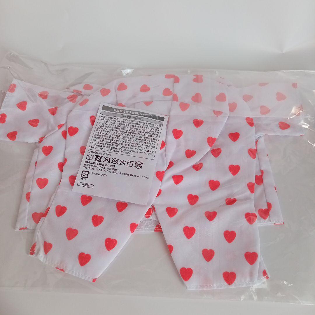 おしゃべりみーちゃん本体と服6枚セット - メルカリ