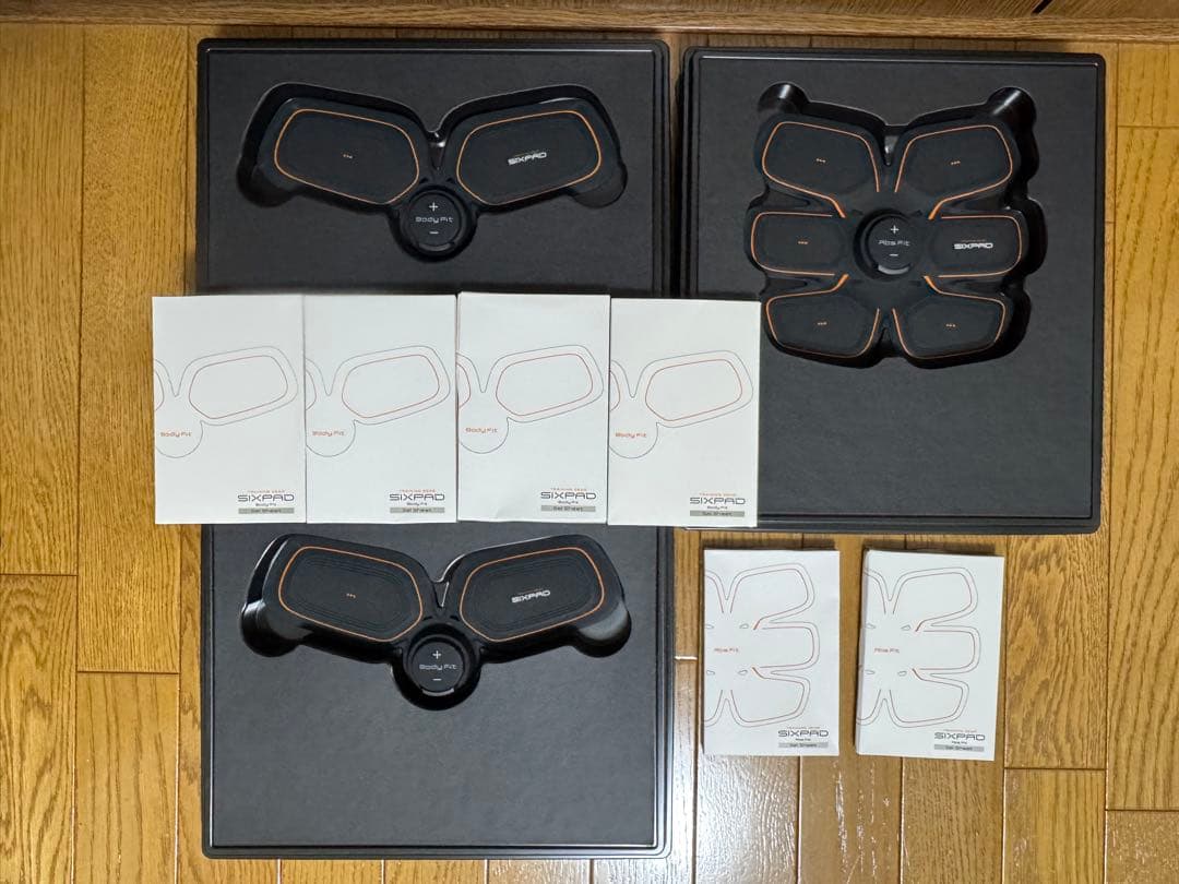 f*o様 SIXPADAbsFit 2 SIXPADBodyFit2 セット オ f*o様 SIXPADAbsFit 2 SIXPADBodyFit2 セット オ 動作確認済】SIXPAD