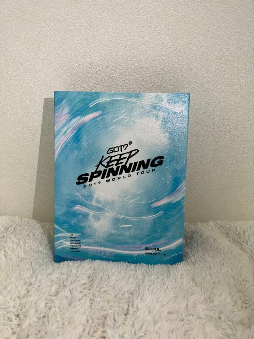 GOT7 「KEEP SPINNING」　2019 IN SEOUL DVD GOT7 2019 WORLD TOUR KEEP SPINNING DVD Photo Card Book K-pop