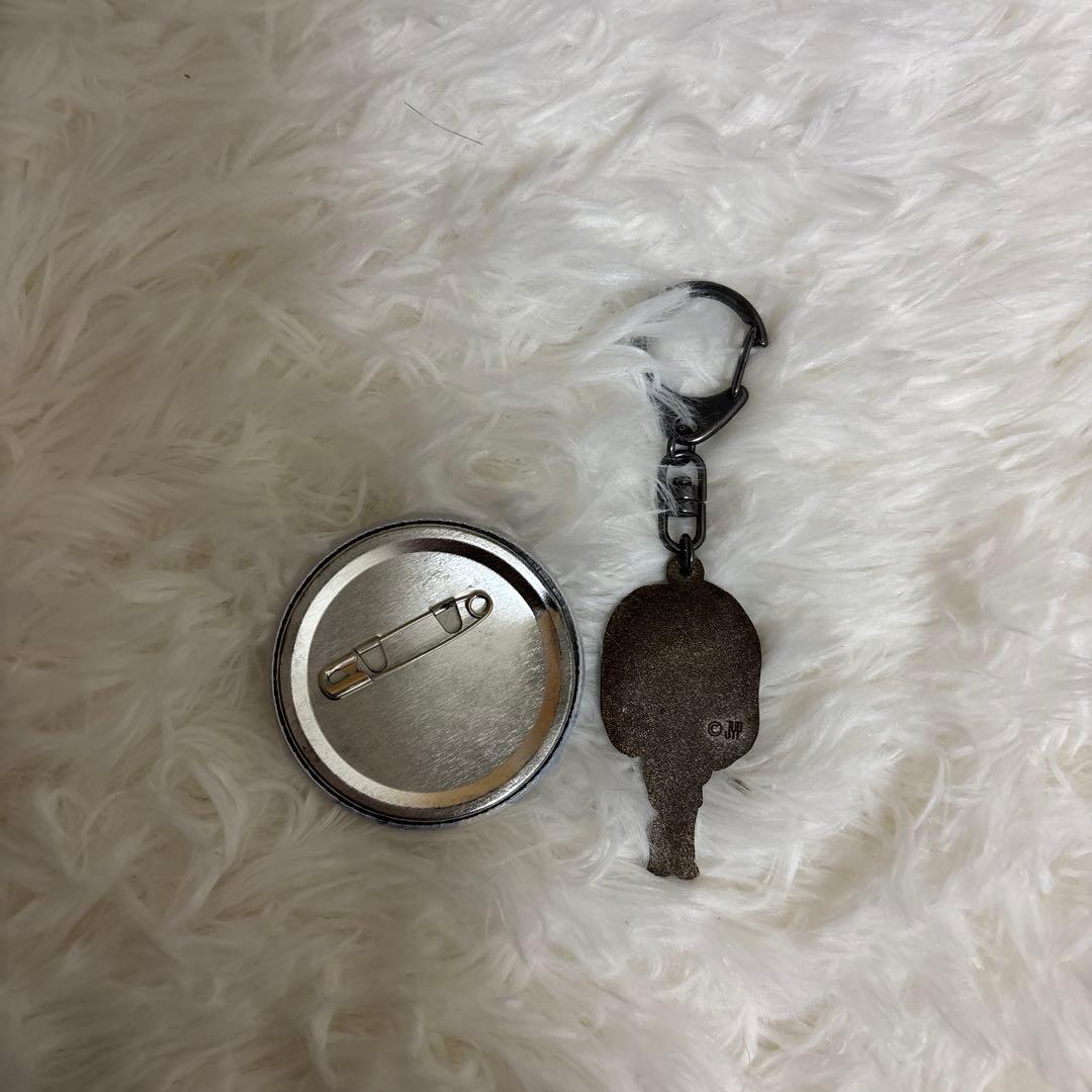 TWICE キーホルダー 缶バッジセット ジョンヨン - メルカリ