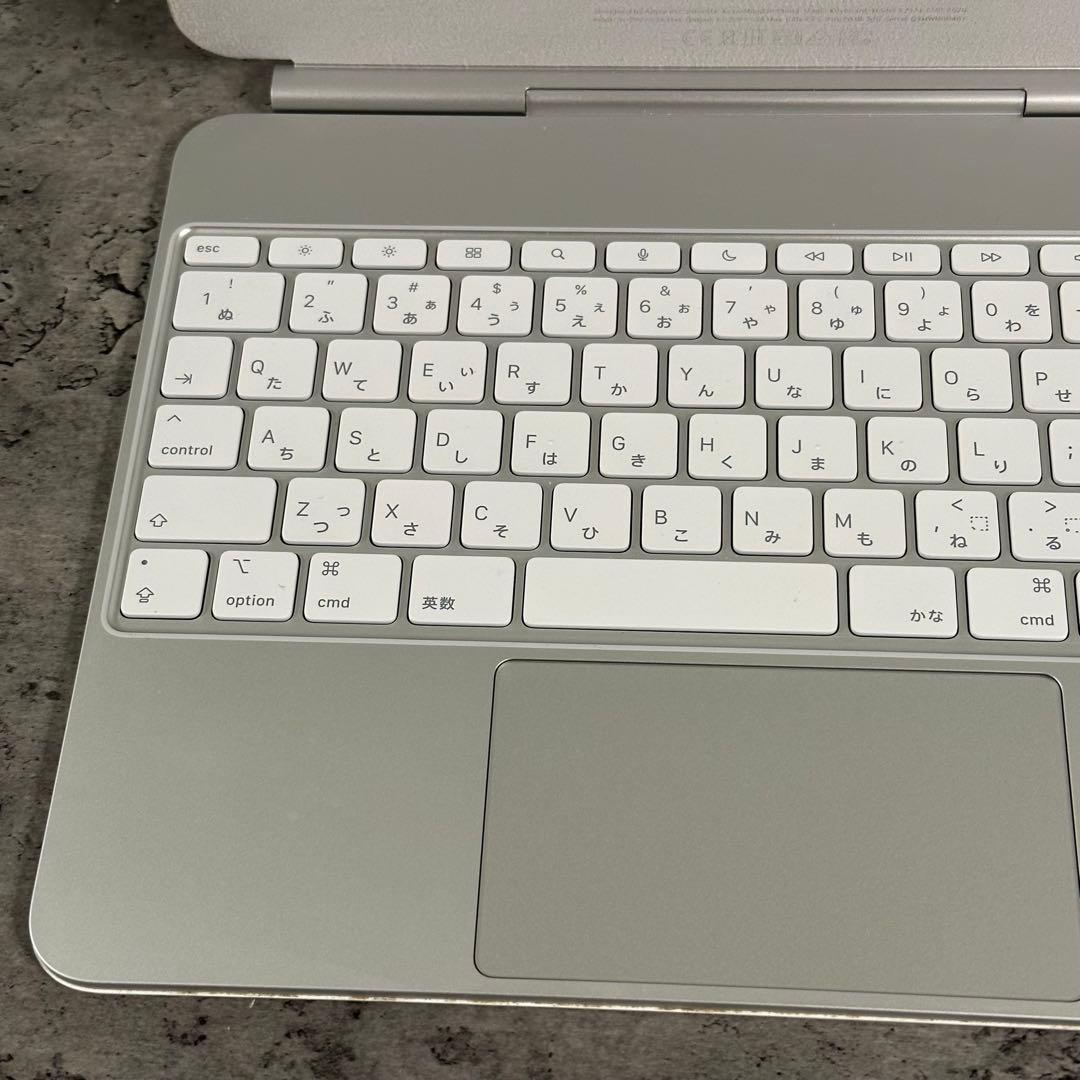 M4 iPadPro 13インチ用 MagicKeyboard a2974 - メルカリ