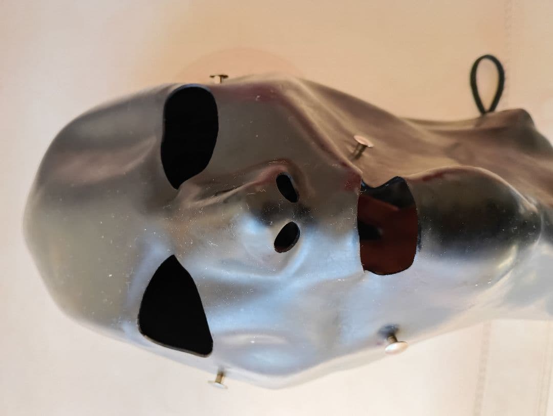 Rubber's Finest 本格ラバーマスク 1.2mm 厚 男