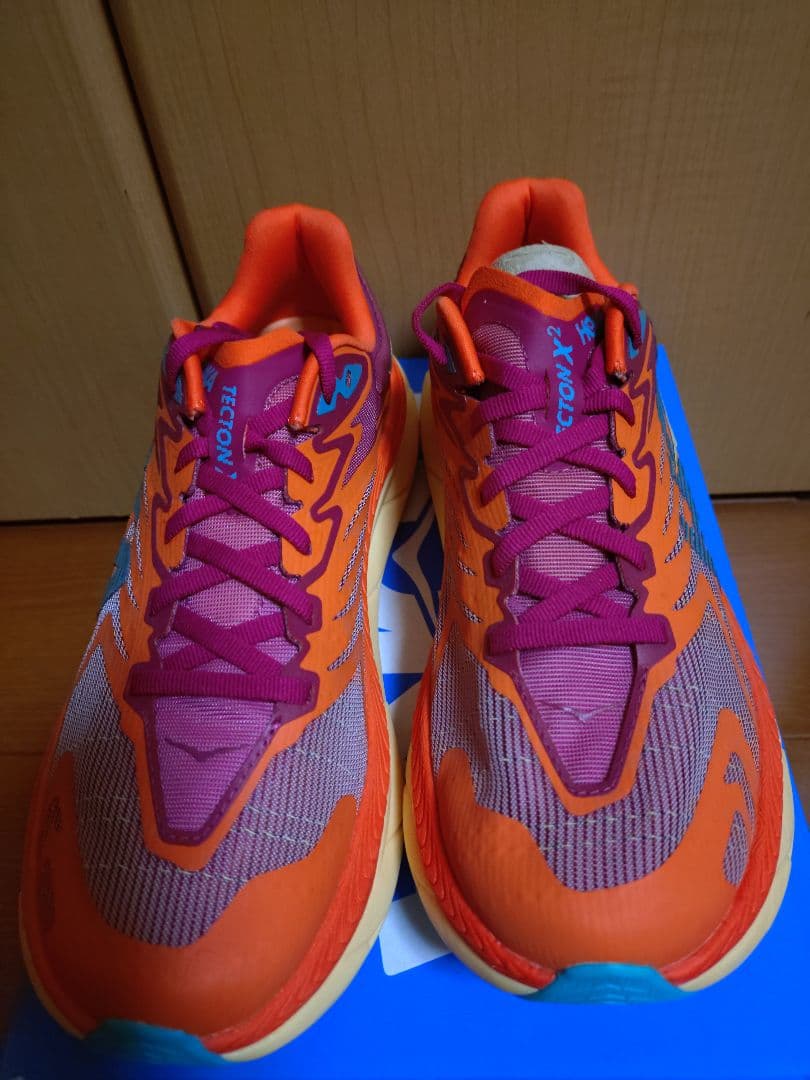 HOKA ホカオネオネ　テクトン　TECTON X2　23.5cm　カーボン