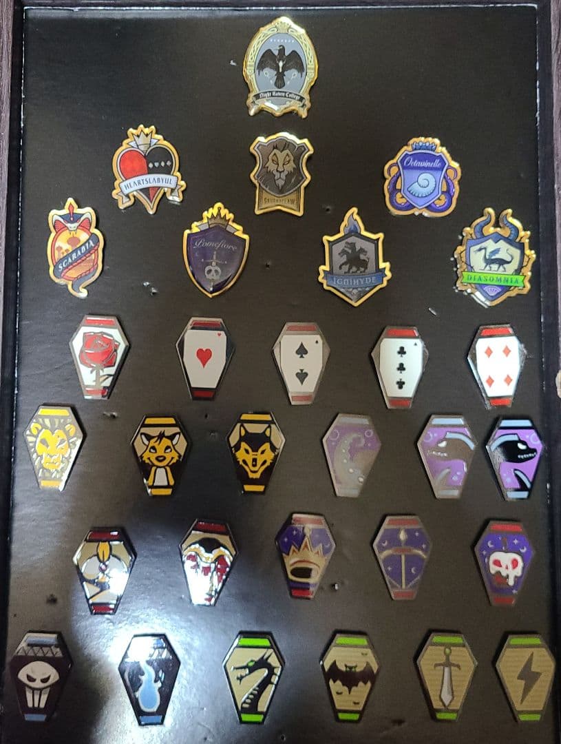 ツイステッドワンダーランド ツイステ コンプリートBOX ピンズ ピンバッジ ツイステッドワンダーランド ツイステ コンプリートBOX ピンズ