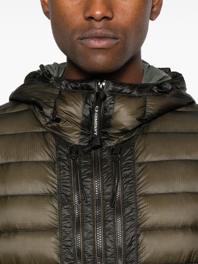 定価12.1万】上杉柊平 C.P.CompanyD.D.DOWN XLオリーブ - メルカリ