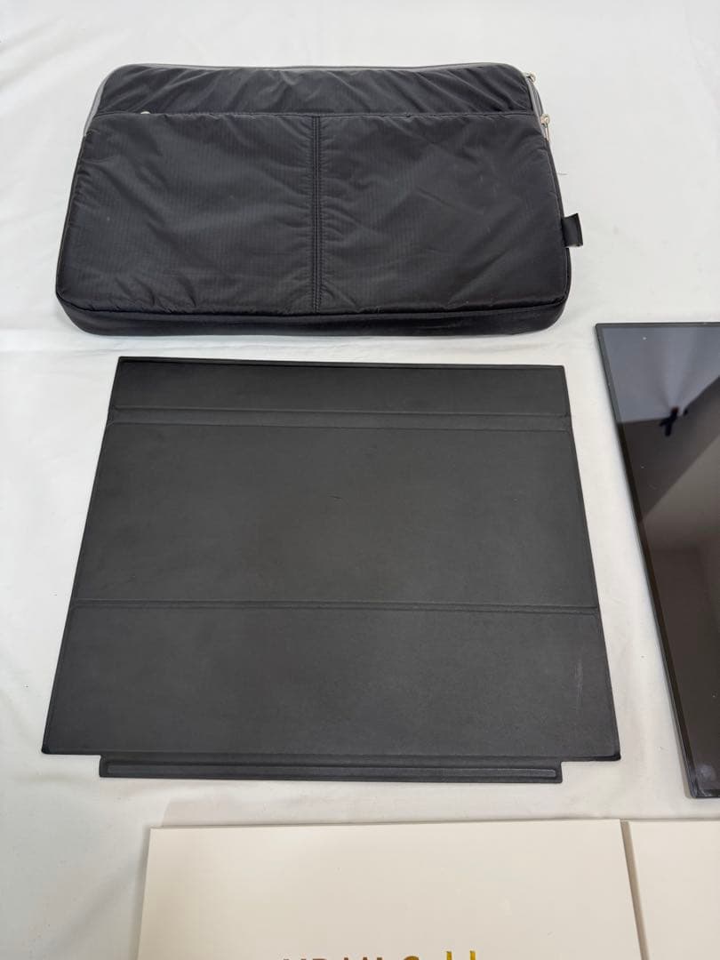 極美品　LANMEY モバイルモニター 16インチ 144Hz 2.5K QHD