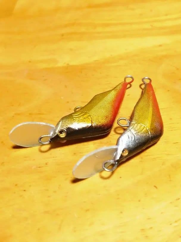 ニ点セット赤金50S50F バルサミノー ハンドメイドミノー - メルカリ