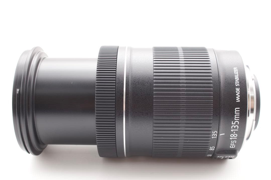 Canon EF-S 18-135mm F3.5-4.5 IS 便利な望遠レンズ