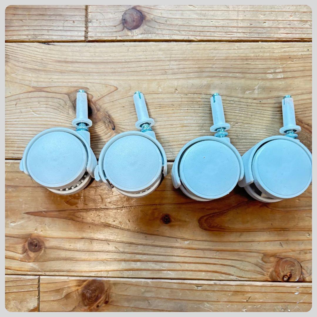 《1点限り❣️》カトージ　 ベビーベッド　ミニベッド 折りたたみ⭐︎