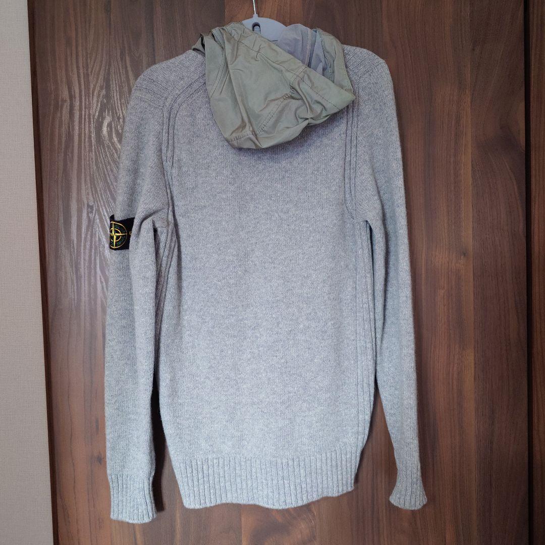 STONE ISLAND ストーンアイランド ダウンベスト・ニットパーカーセット