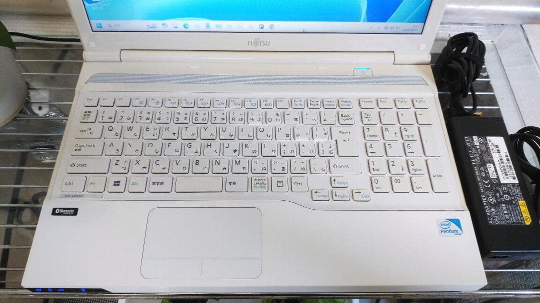 ☆ノートパソコン Windows 11pro すぐ使えます！AH/42K - メルカリ