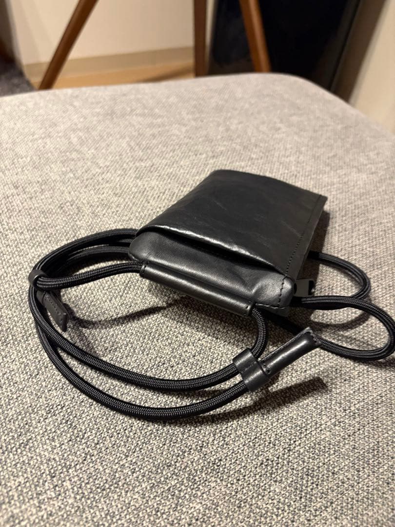 1Q84様専用 【美品】土屋鞄製造所 attituレザースマホショルダー002