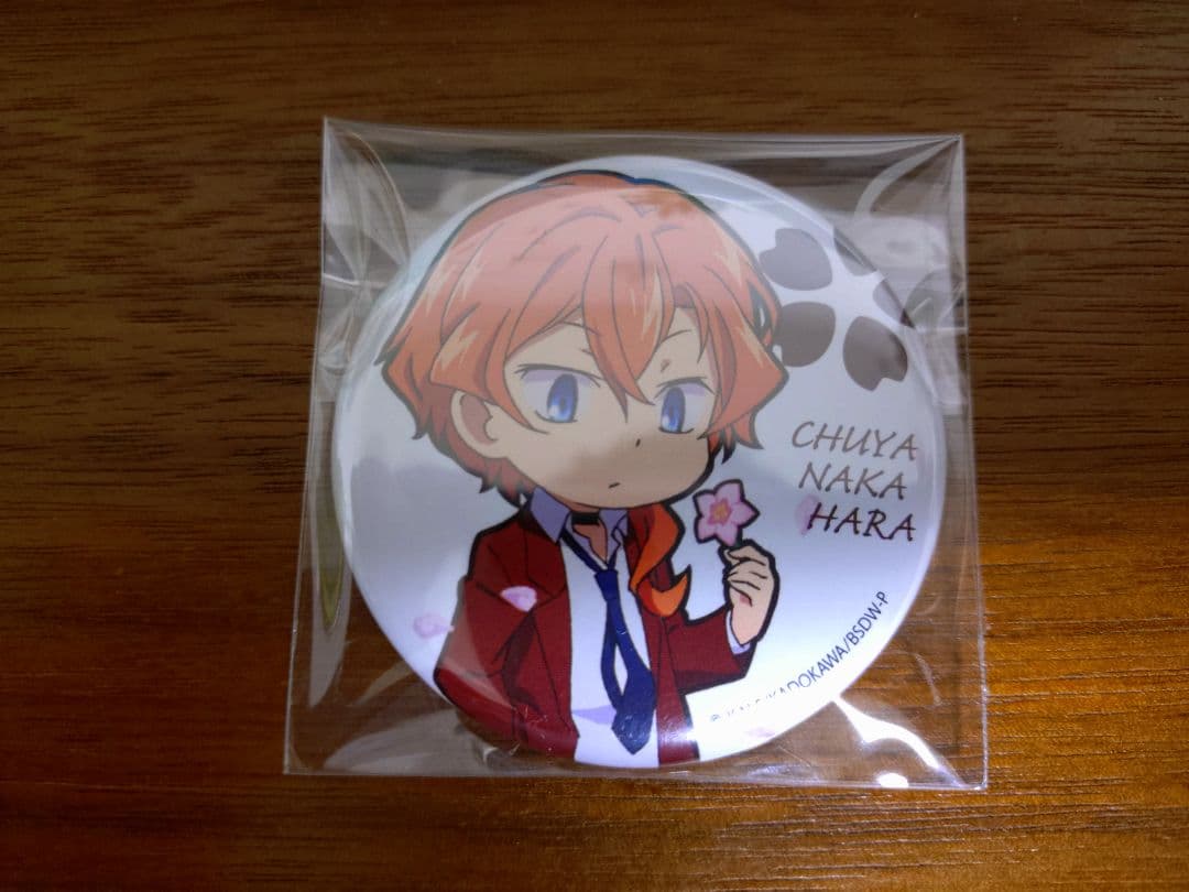 文豪ストレイドッグス　わん　学園ストレイドッグス　中也　缶バッジ グッズ-バッチ】『文豪ストレイドッグス』 ハート型缶バッジ Mocho-ZD