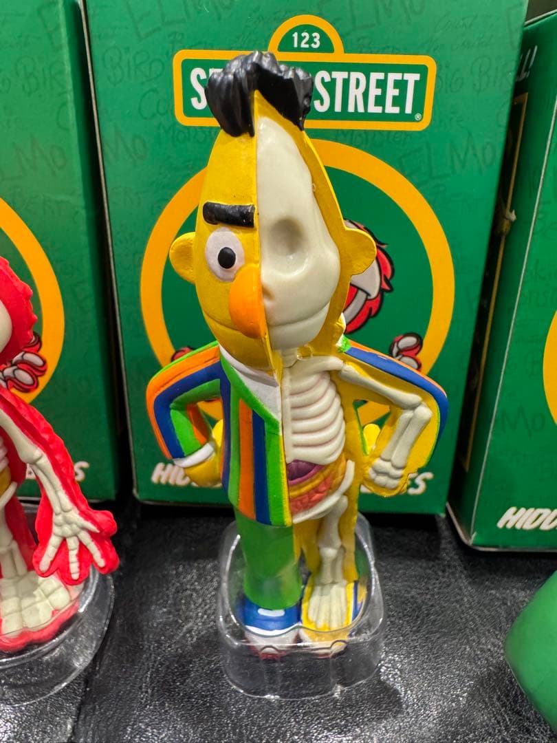 Mighty Jaxx Xxray セサミストリート 4体セット - メルカリ