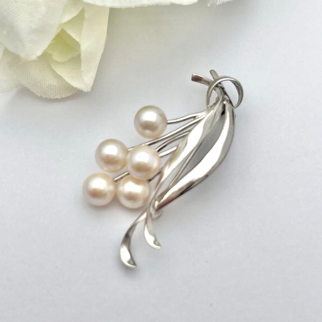 ミキモト シルバー パール ブローチ 花束 皇室御用達ブランド - メルカリ