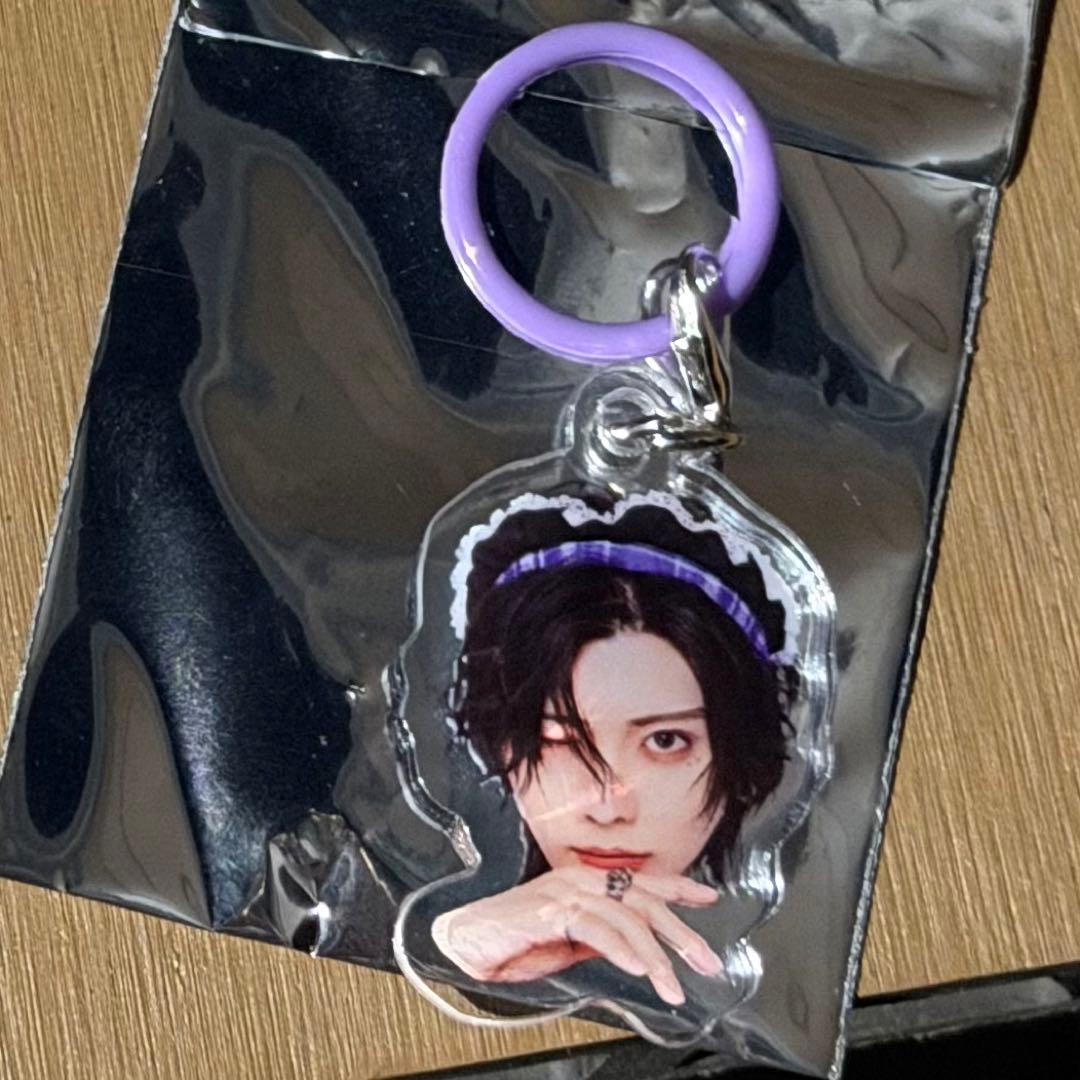 FRUITSZIPPER 2周年 武道館 ラッフル ぶら下がりアクキー FRUITS